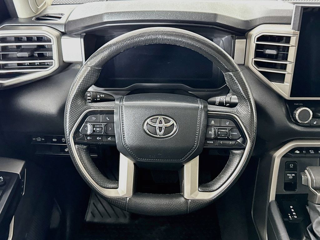 Used 2024 Toyota Tundra Limited AWD/4WD image 4