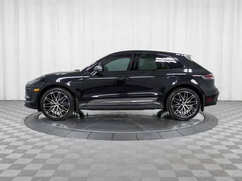 Used 2026 Porsche Macan Turbo image 2