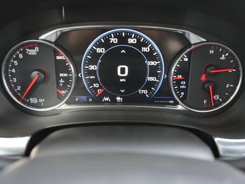 Used 2023 Chevrolet Traverse Premier AWD/4WD image 29