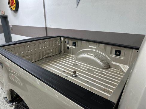 Used 2017 Ford F250 Lariat w/ Chrome Package image 72