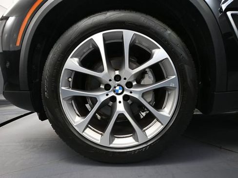 Used 2022 BMW X5 xDrive40i AWD/4WD image 17