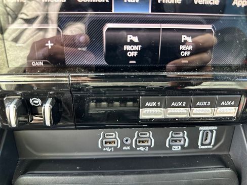 Used 2025 RAM 1500 RHO w/ RHO Level 1 Equipment Group AWD/4WD image 21