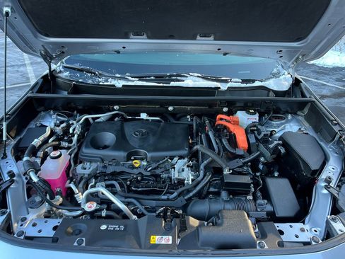 Used 2021 Toyota RAV4 SE image 21