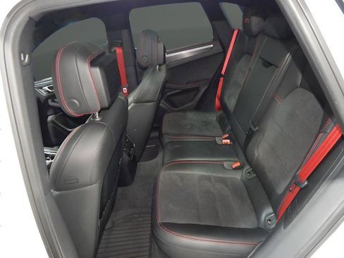 Used 2017 Porsche Macan GTS image 31