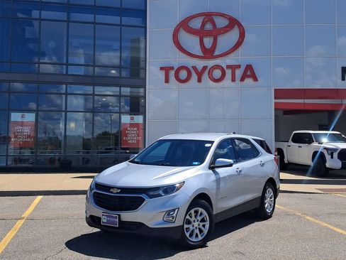 Used 2018 Chevrolet Equinox LT AWD/4WD image 1