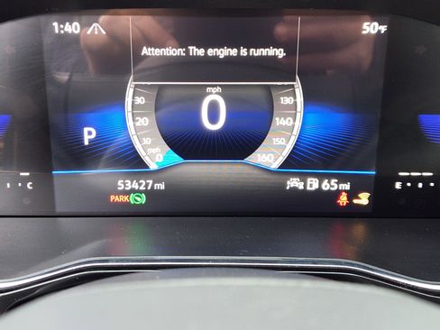 Used 2023 Volkswagen Jetta SE w/ Panoramic Sunroof Package image 10