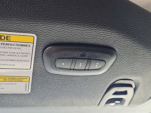 Used 2022 Jeep Wrangler Unlimited Sport image 25