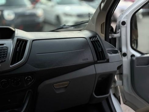 Used 2015 Ford Transit 150 XLT image 18