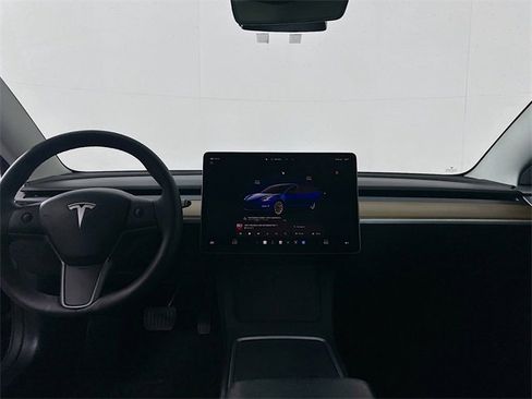 Used 2022 Tesla Model 3 image 22