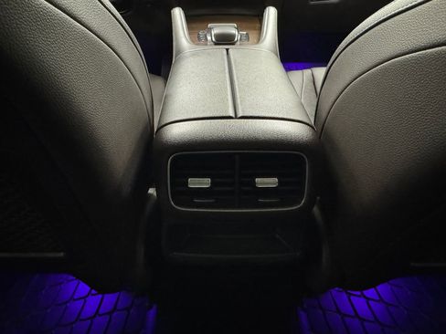 Used 2021 Mercedes-Benz GLE 450 4MATIC image 33