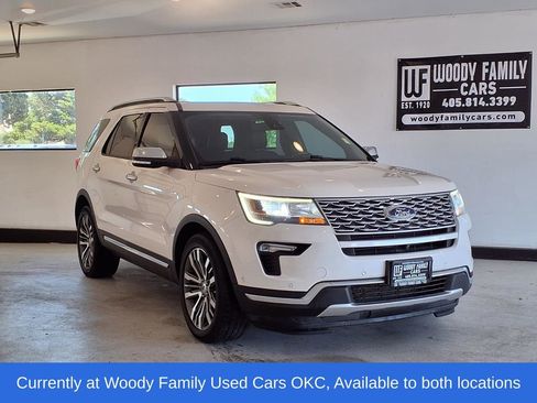Used 2019 Ford Explorer Platinum AWD/4WD image 1