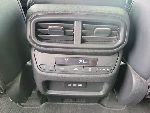 Certified 2025 Honda Pilot EX-L image 18