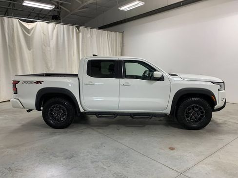 Used 2022 Nissan Frontier PRO-4X w/ Pro-4X Premium Package AWD/4WD image 28