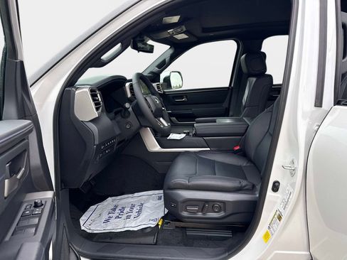 New 2026 Toyota Tundra Platinum AWD/4WD image 20