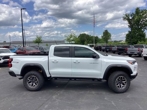 New 2026 Chevrolet Colorado ZR2 AWD/4WD image 6