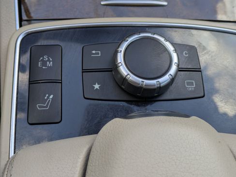 Used 2017 Mercedes-Benz E 400 Cabriolet image 18