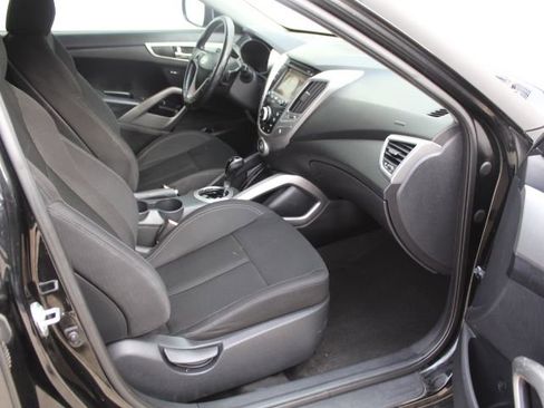 Used 2013 Hyundai Veloster RE:MIX Edition image 33