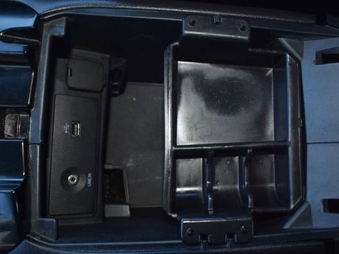 Used 2014 Ford Fusion SE image 27