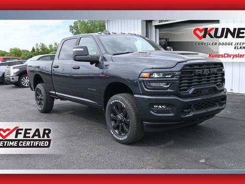 New 2026 RAM 2500 Big Horn AWD/4WD image 1