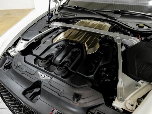 Used 2020 Bentley Continental GT image 54