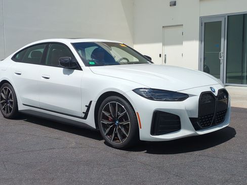 Used 2023 BMW i4 eDrive40 w/ M Sport Package RWD image 2