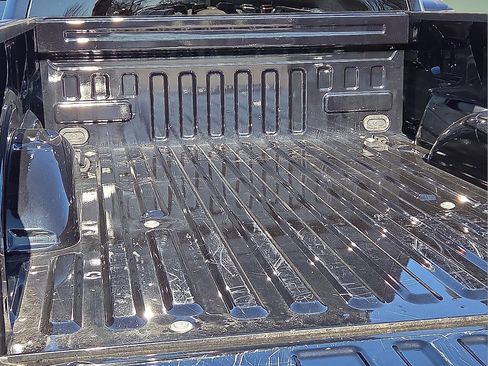 Certified 2022 Ford F150 XLT image 8