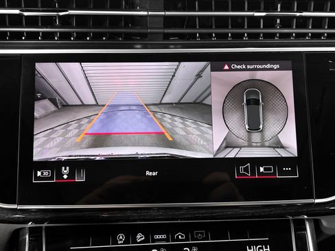 Used 2024 Audi Q7 2.0T Premium Plus image 27