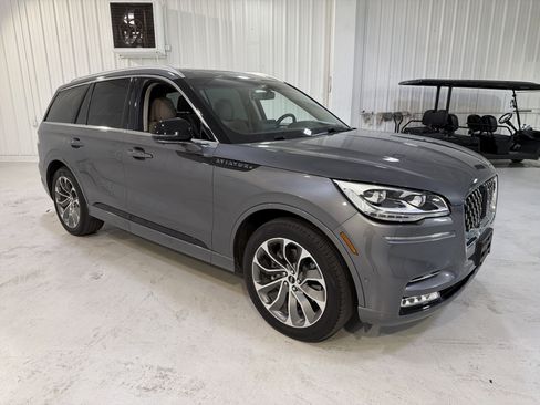 Used 2022 Lincoln Aviator Grand Touring w/ Equipment Group 301A image 7