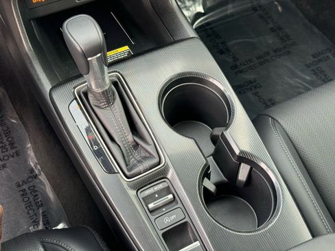 Used 2024 Honda Civic Touring image 32