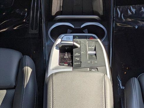 Used 2025 BMW X1 xDrive28i image 18