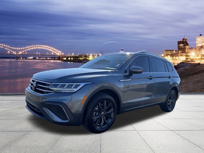 Certified 2024 Volkswagen Tiguan SE w/ MDO Package, Three-Row