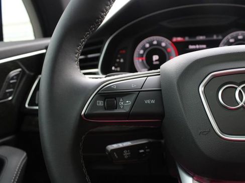 Used 2025 Audi Q7 3.0T Premium Plus w/ Premium Plus Package image 13