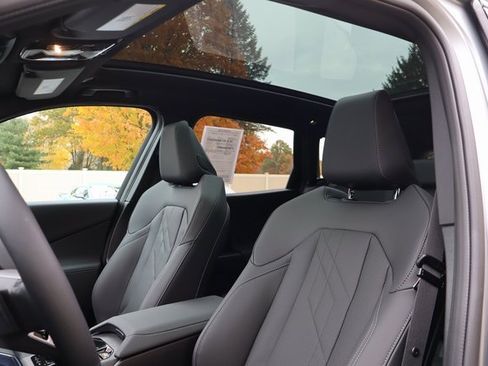 Used 2025 BMW X3 xDrive30i w/ Premium Package image 4