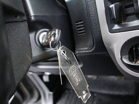 Used 2017 Ford Expedition EL XLT w/ Equipment Group 202A image 19