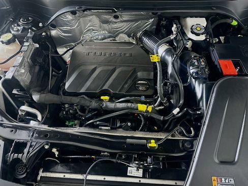 Used 2025 Chevrolet Trax ACTIV w/ Driver Confidence Package image 32