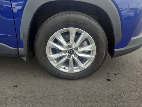 Certified 2022 Toyota Corolla Cross LE AWD/4WD image 12