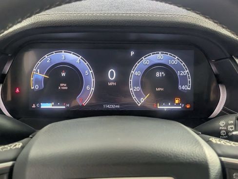 Used 2023 Jeep Grand Cherokee L Limited w/ Black Appearance Package RWD image 18