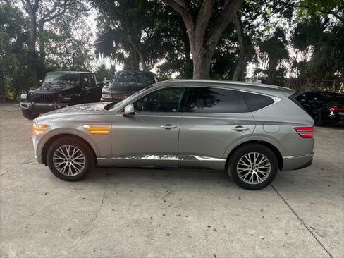 Used 2024 Genesis GV80 2.5T AWD/4WD image 11