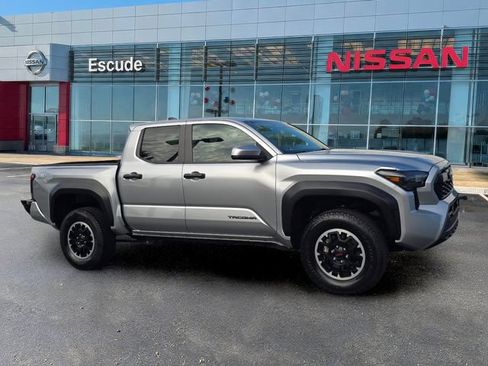 Used 2024 Toyota Tacoma TRD Off-Road AWD/4WD image 1
