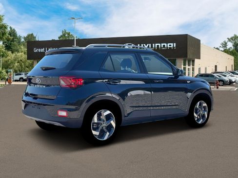 New 2026 Hyundai Venue SEL image 8