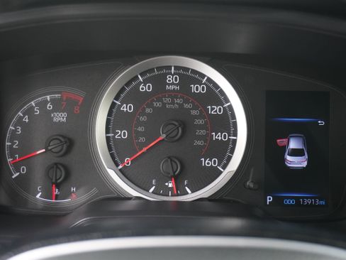 Used 2021 Toyota Corolla SE FWD image 16