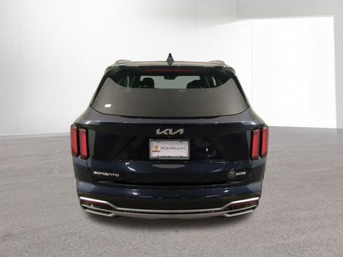 Used 2023 Kia Sorento EX image 15