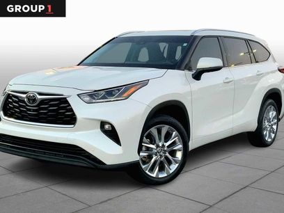Used 2021 Toyota Highlander Limited