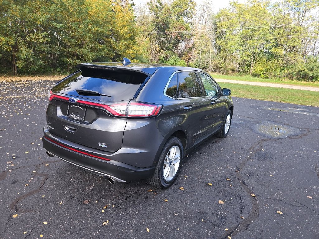 Used 2017 Ford Edge SEL w/ Equipment Group 201A AWD/4WD image 7