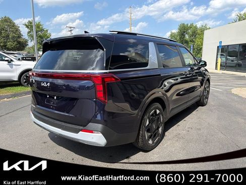 New 2026 Kia Carnival EX FWD image 8