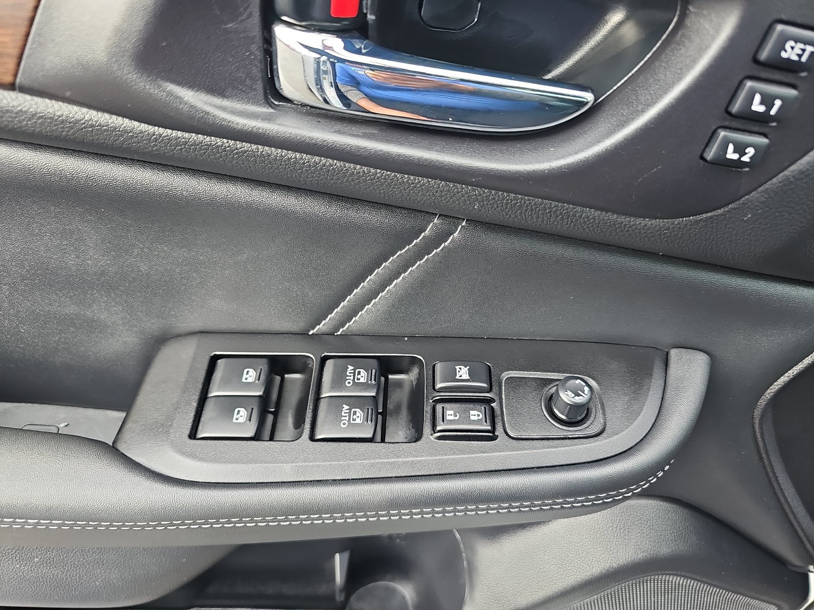 Used 2019 Subaru Outback 3.6R Limited AWD/4WD image 30