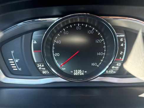 Used 2015 Volvo XC60 T6 w/ Proximity Package AWD/4WD image 28