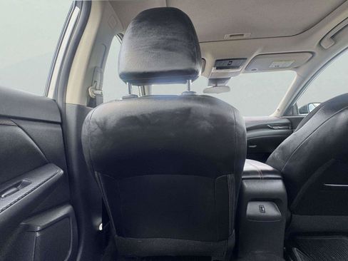 Used 2024 Nissan Sentra SR w/ SR Premium Package FWD image 46