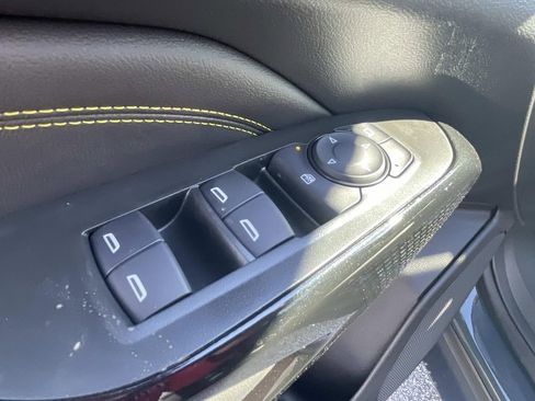 New 2026 Chevrolet Trax LT w/ LT Convenience Package image 14