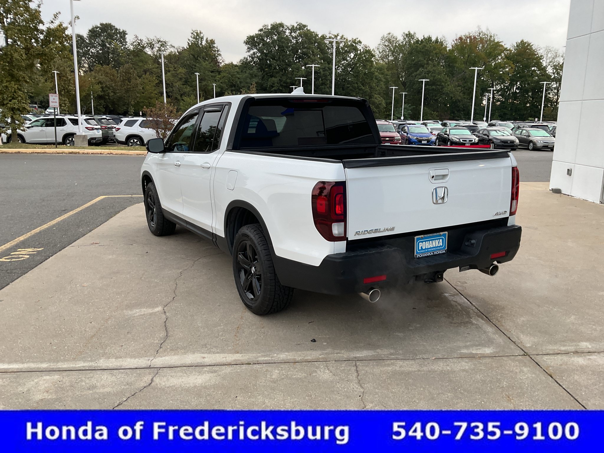 Used 2021 Honda Ridgeline Black Edition image 4